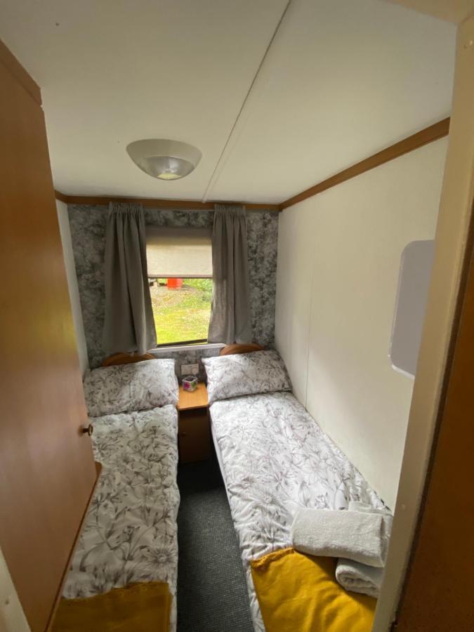 Unique Caravan With Outdoor Space Ballantrae Exteriör bild