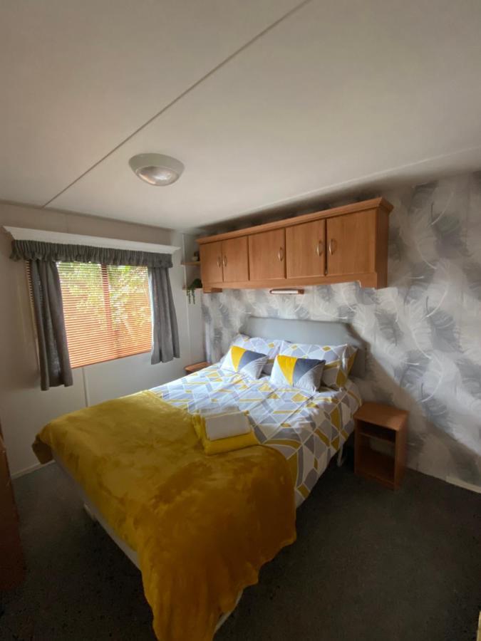 Unique Caravan With Outdoor Space Ballantrae Exteriör bild