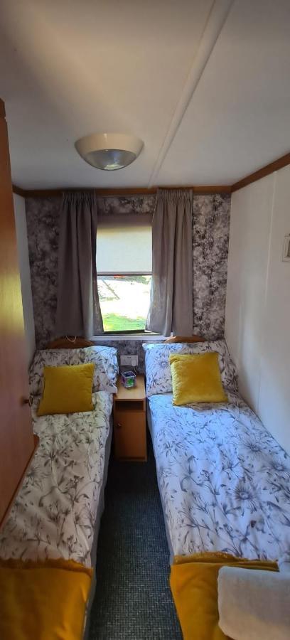 Unique Caravan With Outdoor Space Ballantrae Exteriör bild