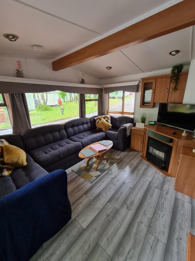 Unique Caravan With Outdoor Space Ballantrae Exteriör bild