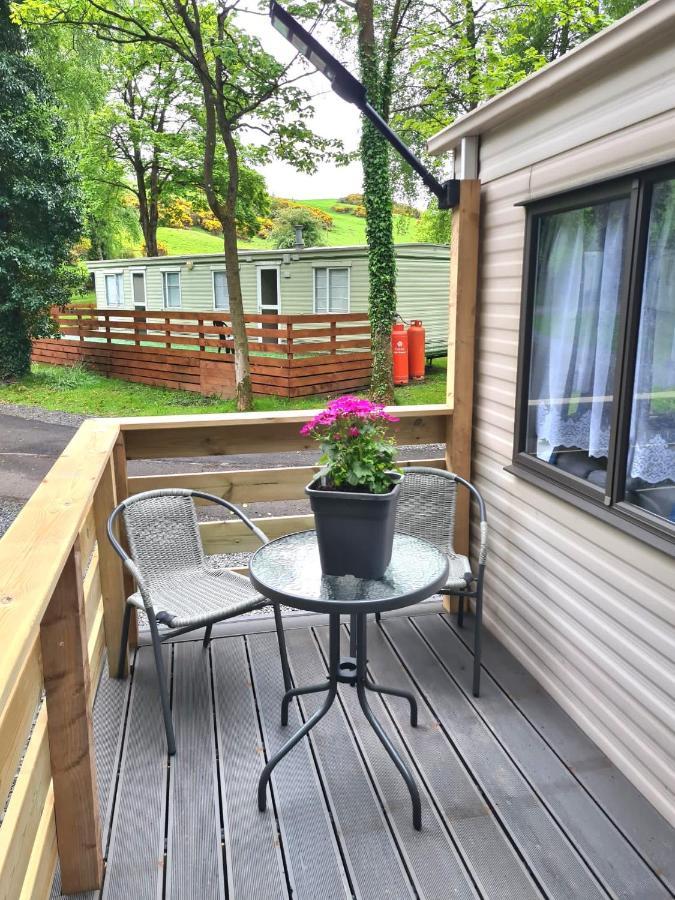 Unique Caravan With Outdoor Space Ballantrae Exteriör bild