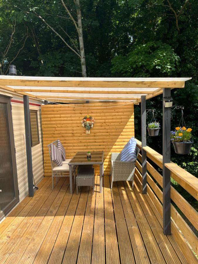 Unique Caravan With Outdoor Space Ballantrae Exteriör bild